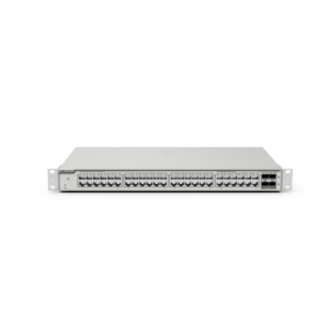 RG-NBS3200-48GT4XS Switch 48 Ports Gigabit Ruijie affichant 48 ports Ethernet Gigabit et quatre emplacements 10G SFP+ pour les applications d'entreprise non-PoE.